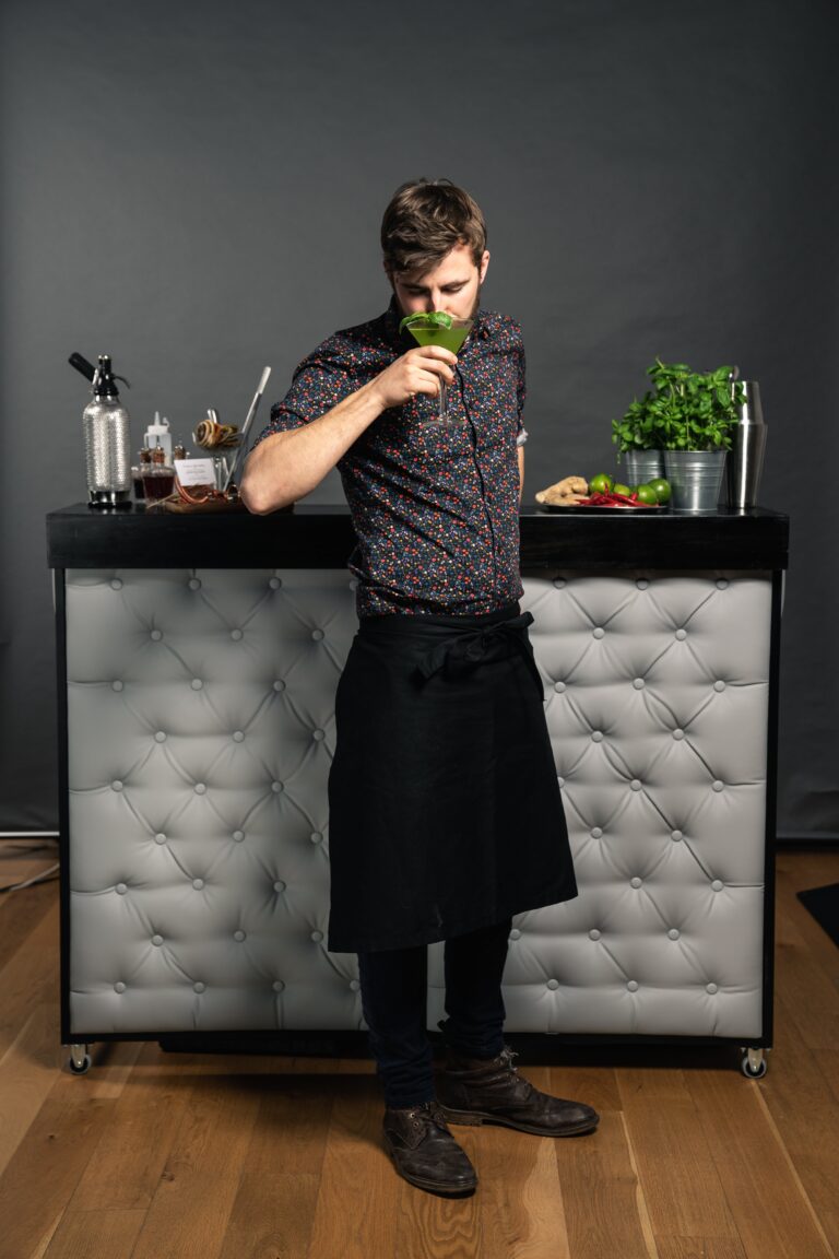 MariusWhite 33 2 min 768x1152