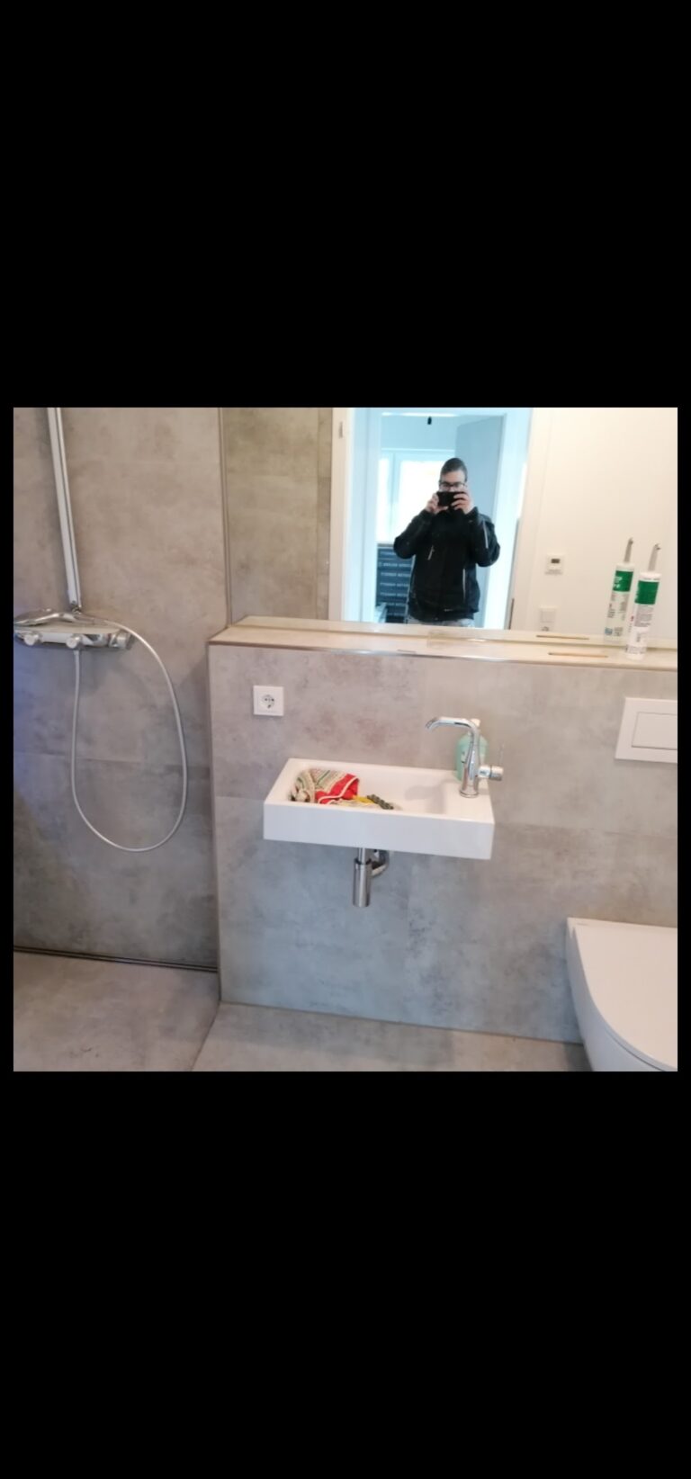 174AF440 DB2A 48F1 963B E03BF03D7253 768x1644