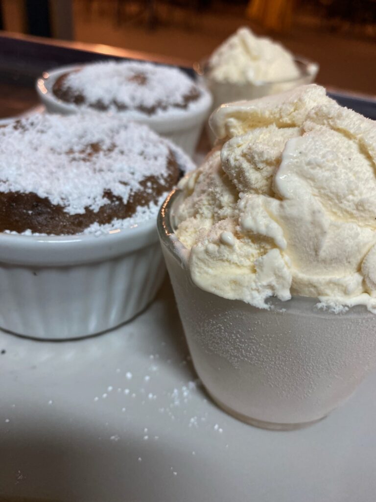 79138903 8D40 4C86 8600 446DE082B5DB 768x1025