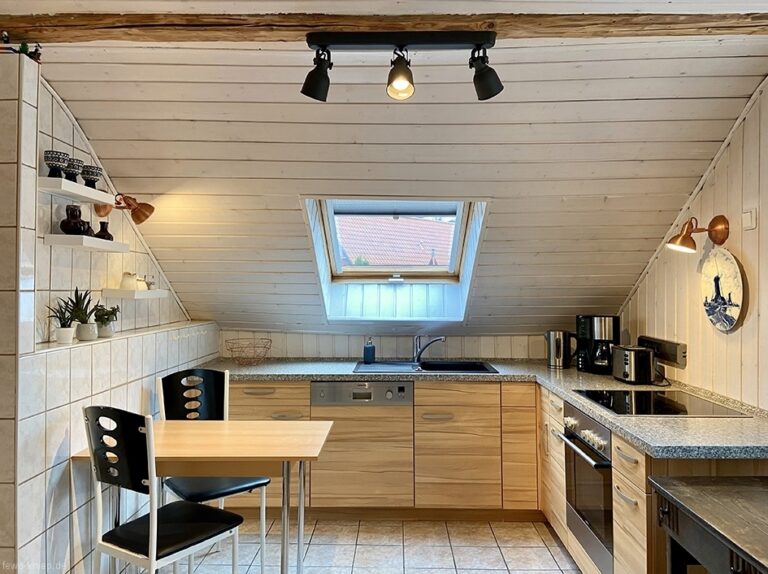 Kuche Fewo 1 klein.jpg nggid0236 ngg0dyn 945x706 00f0w010c010r110f110r010t010 768x574